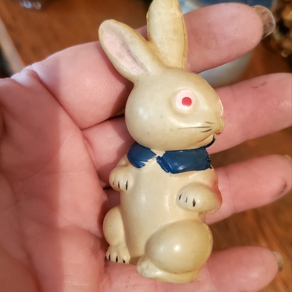 RARE! 1920s Viscoloid Celluloid Bunny Rabbit - Picture 2 of 4